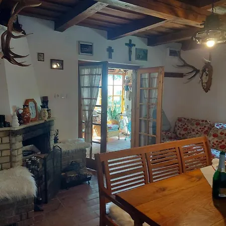 Nádas Pince Villa *