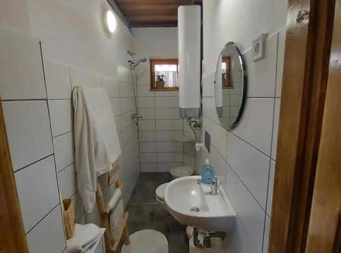 Villa Mit Weinkeller - Nádas Pince